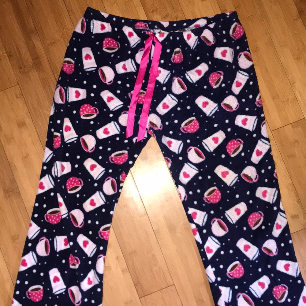 Very cute fleece like pajamas